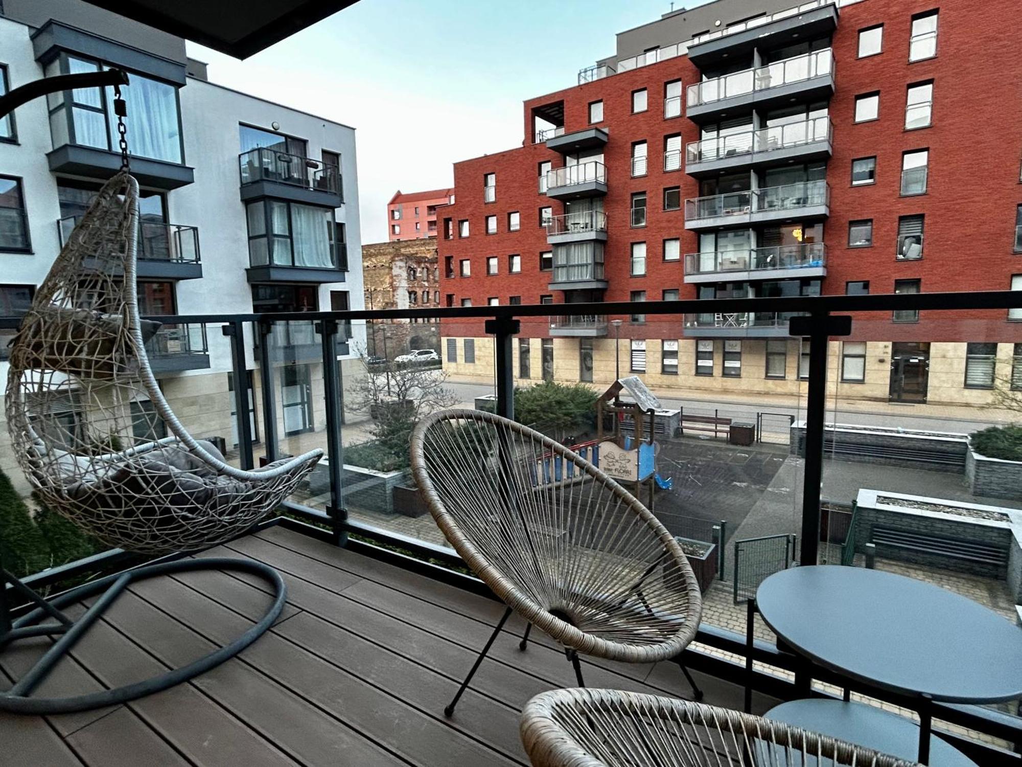 Island Modern Box Apartment Gdansk Bagian luar foto